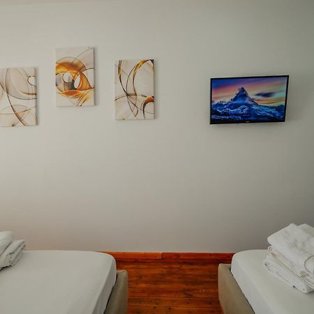 Hotel Summer Sarandë Eksteriør billede
