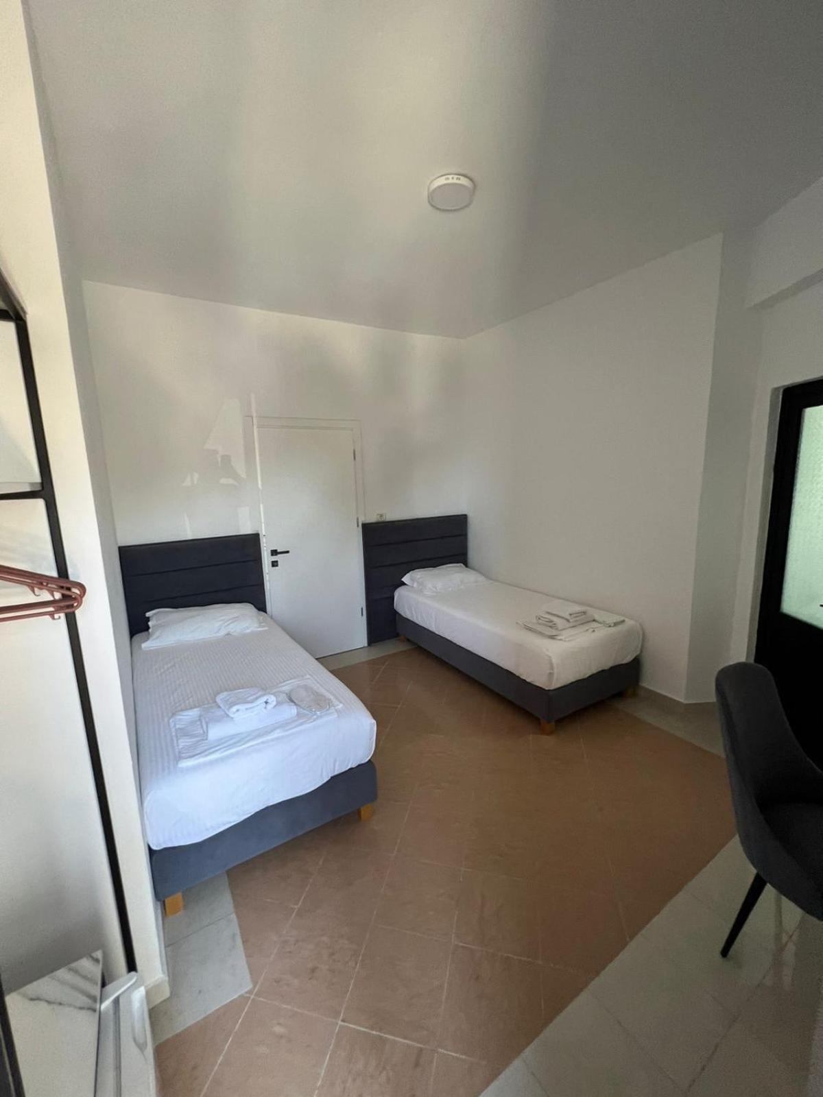 Hotel Summer Sarandë Eksteriør billede