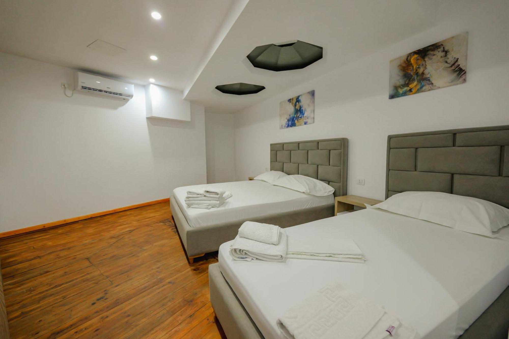 Hotel Summer Sarandë Eksteriør billede
