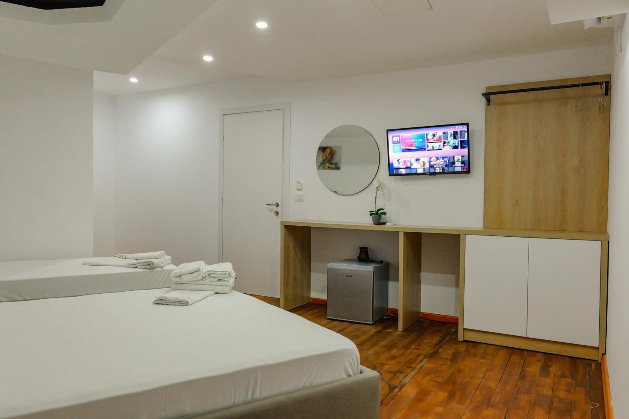 Hotel Summer Sarandë Eksteriør billede