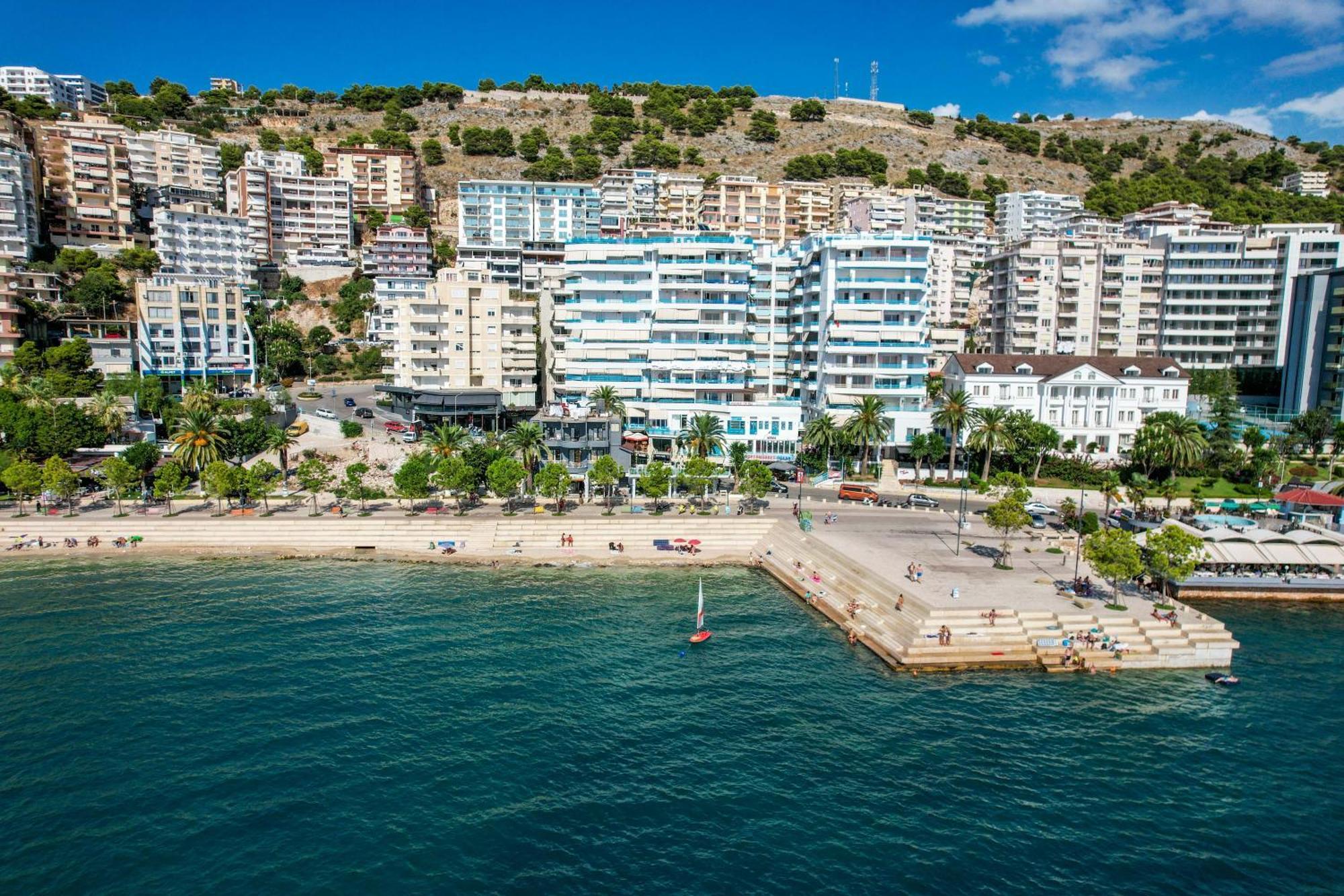 Hotel Summer Sarandë Eksteriør billede