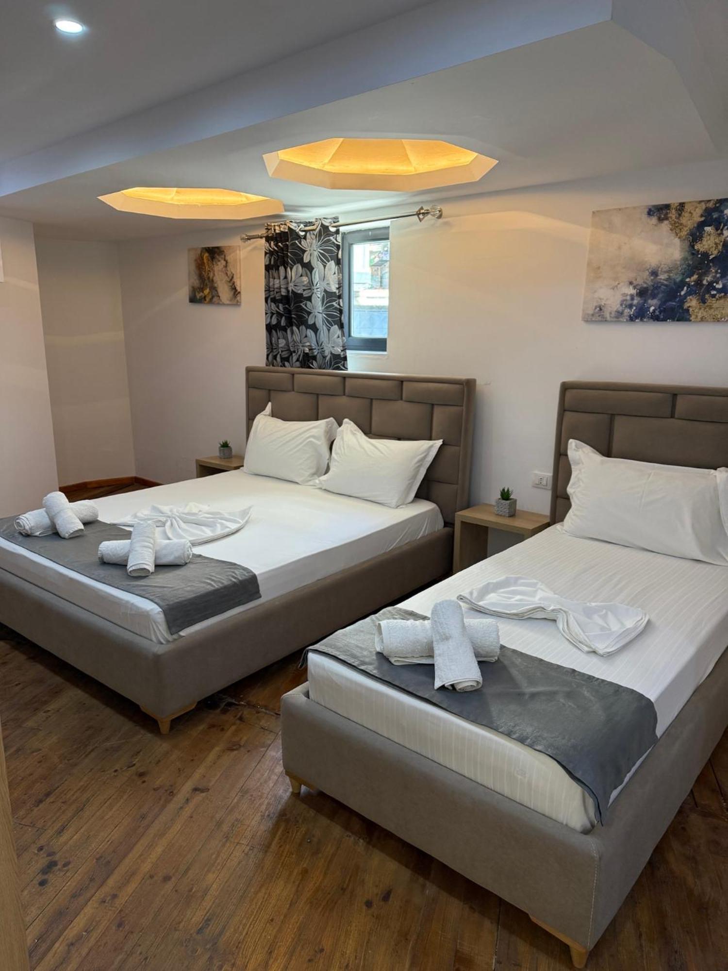 Hotel Summer Sarandë Eksteriør billede